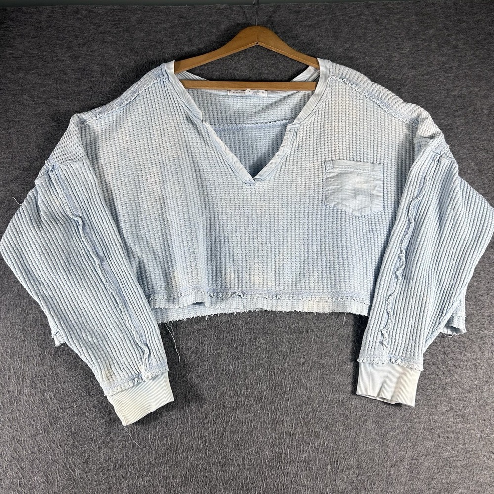 Altar'd State Waffle Knit V-Neck Pullover Sweater Baby Blue Sun Bleach Faded M